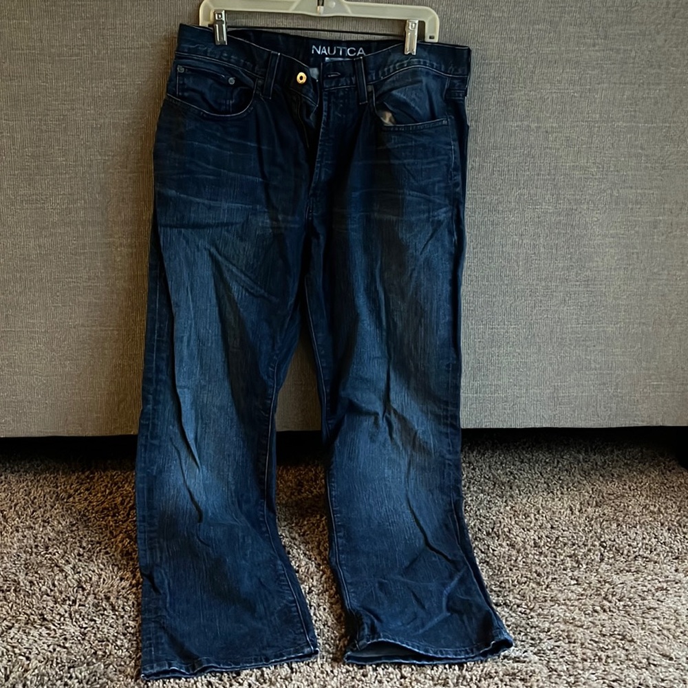 Nautica Straight Stretch fit Men’s 33/32 Blue Jeans